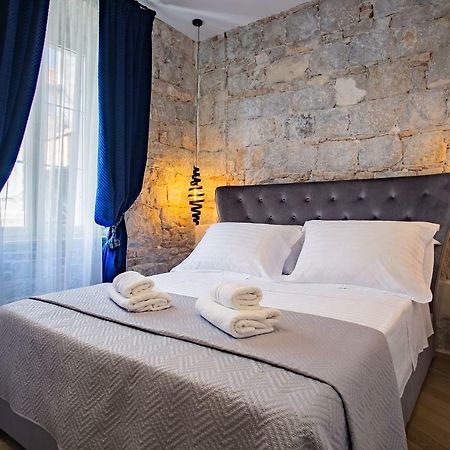 Best4Stay Luxury Rooms สปลิท ภายนอก รูปภาพ