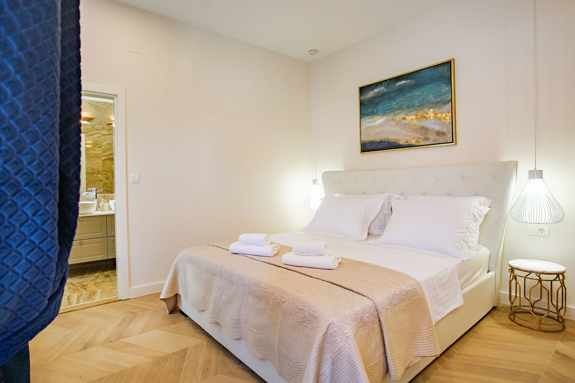 Best4Stay Luxury Rooms สปลิท ภายนอก รูปภาพ