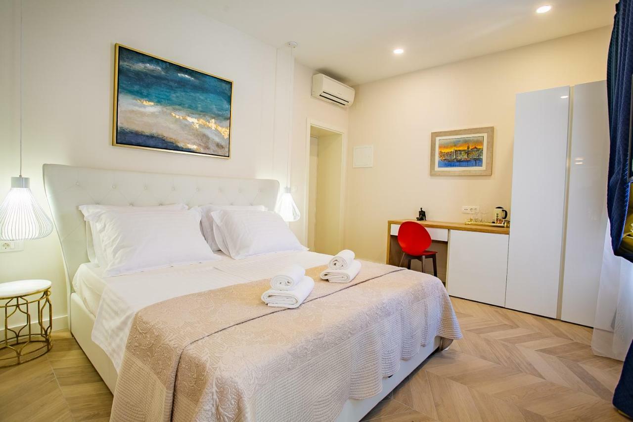 Best4Stay Luxury Rooms สปลิท ภายนอก รูปภาพ